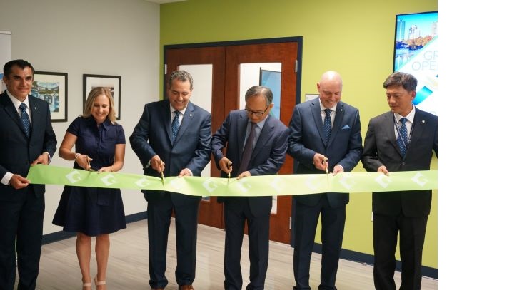 Ribbon_cutting.jpg