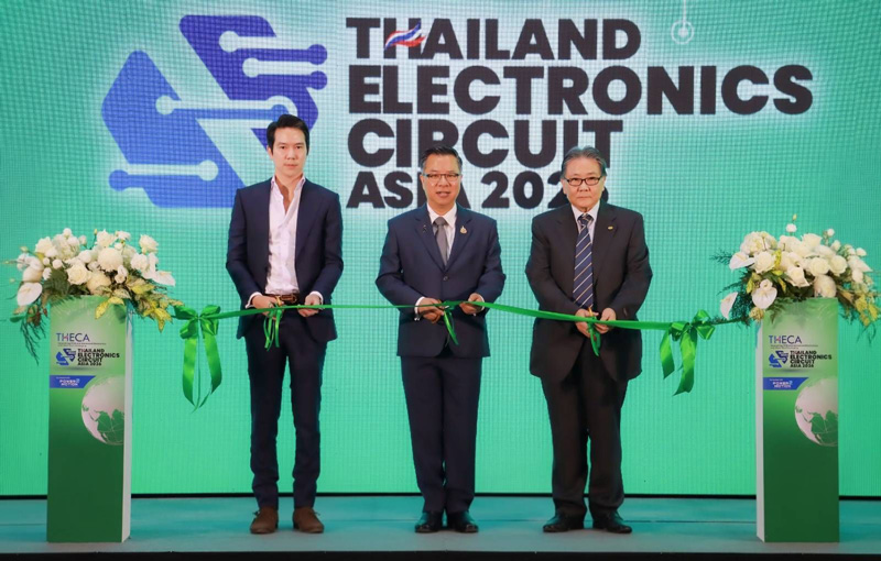 theca26_ribboncutting.jpg