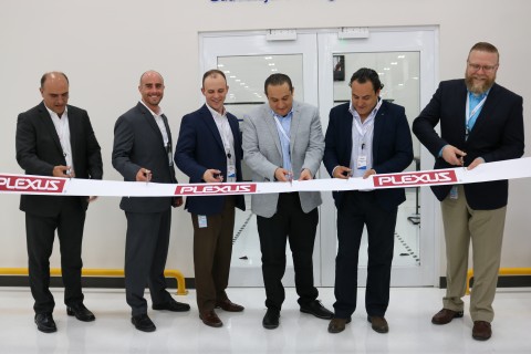 Plexus_GuadalajaraDesignCenterRibbonCutting.jpg