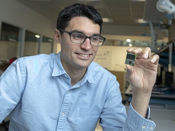 chipsat2.jpg