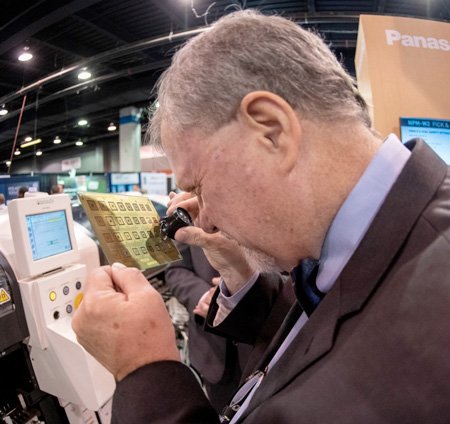 Hawes-showfloor.jpg