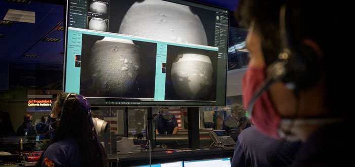 JPL_controlroom.jpg