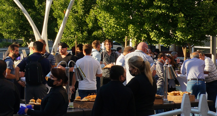designcon21_0816_3.jpg